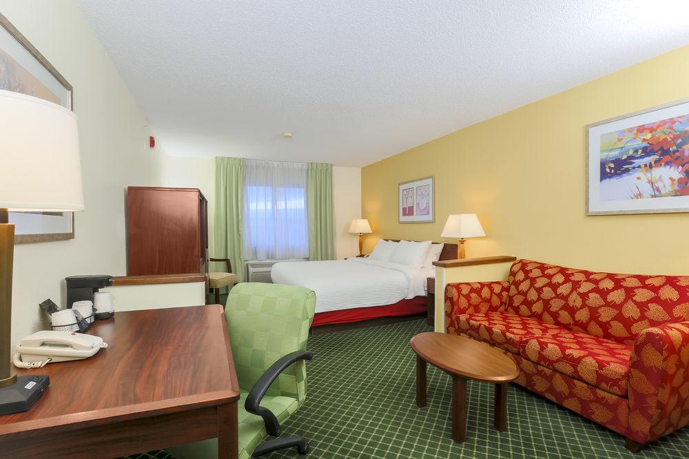 Fairfield Inn Erie Millcreek Mall Buitenkant foto