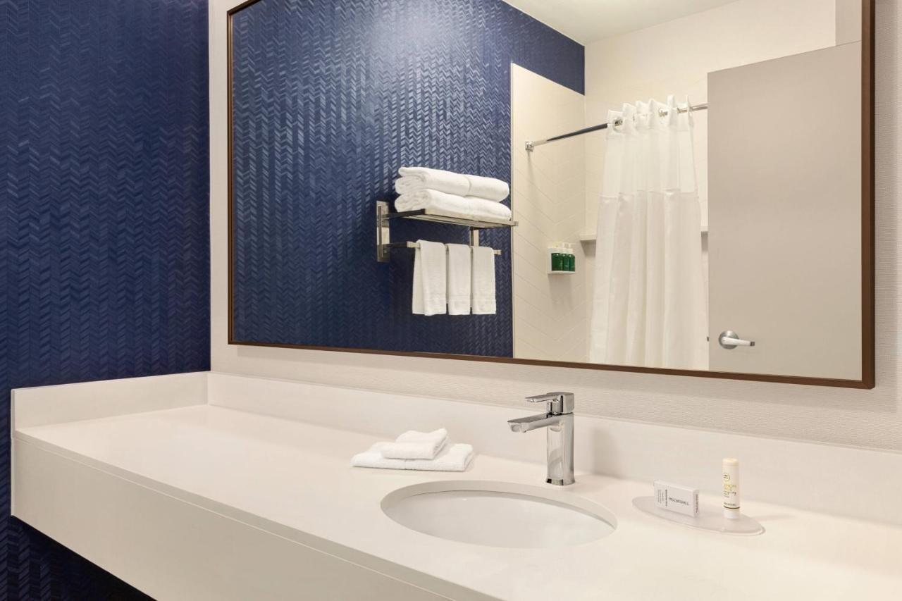 Fairfield Inn Erie Millcreek Mall Buitenkant foto